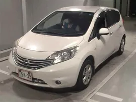 капот Nissan Note E12