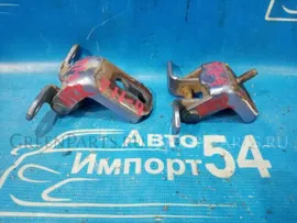 Петля двери на Nissan Wingroad Y11 QG15