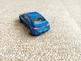 Nissan Bluebird от Matchbox и Nissan Skyline RS (R30) от Hot Wheels.