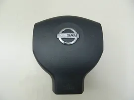 Подушка безопасности в рулевое колесо Nissan Tiida (C11) 2007-2014