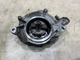 1465000Q1H Насос вакуумный nissan Pathfinder R51 8200807472
