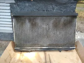Радиатор охлаждения pa66 gf30 (был на nissan Almera N16)