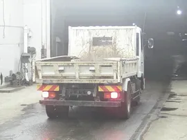 Грузовик самосвал NISSAN CONDOR