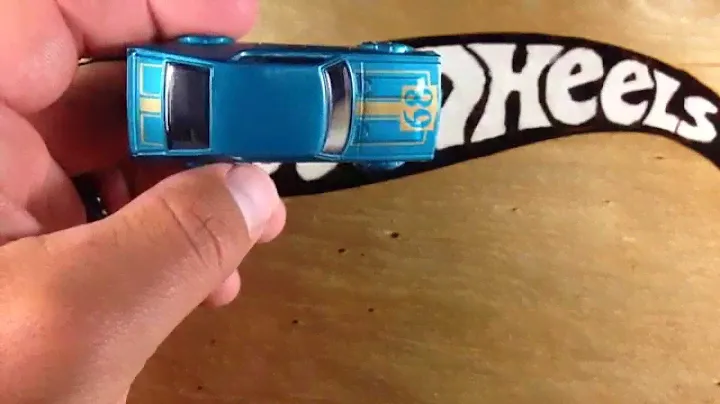 Обзор Nissan Skyline H/T 2000 GT-R 2014 года от Hot Wheels!
