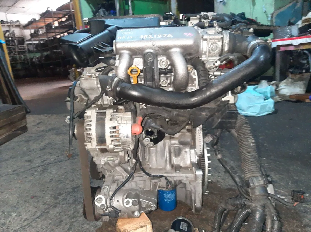 Двигатель на Nissan Note E12 HR12DDR-0