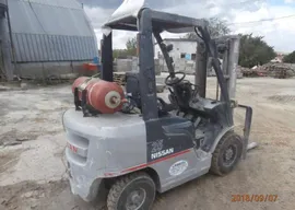 Погрузчик Nissan EBT-P1F2 почти новый