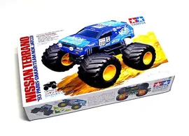 1/32 Nissan Terrano (Tamiya, 17011)
