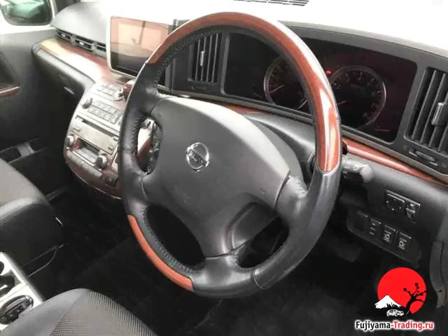Nissan Elgrand 2007-2