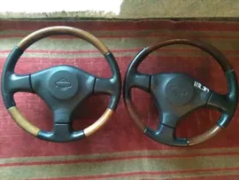 Руль Nissan дерево