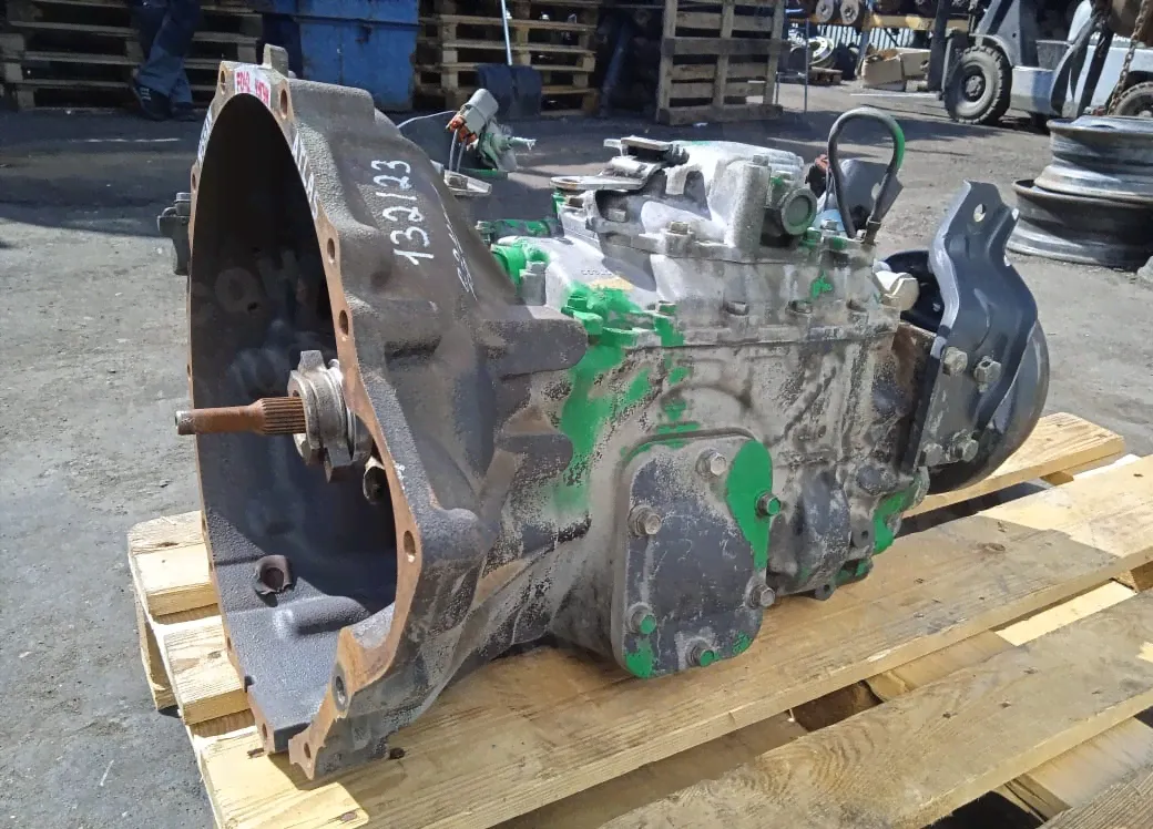 МКПП NISSAN ATLAS FD42, FD46, чугунная, б/у-0